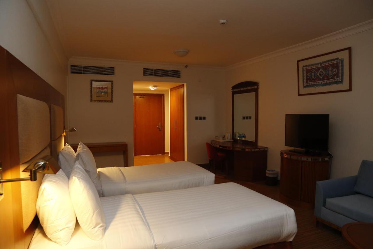 The Palace Hotel - فندق القصر Muskat Eksteriør bilde