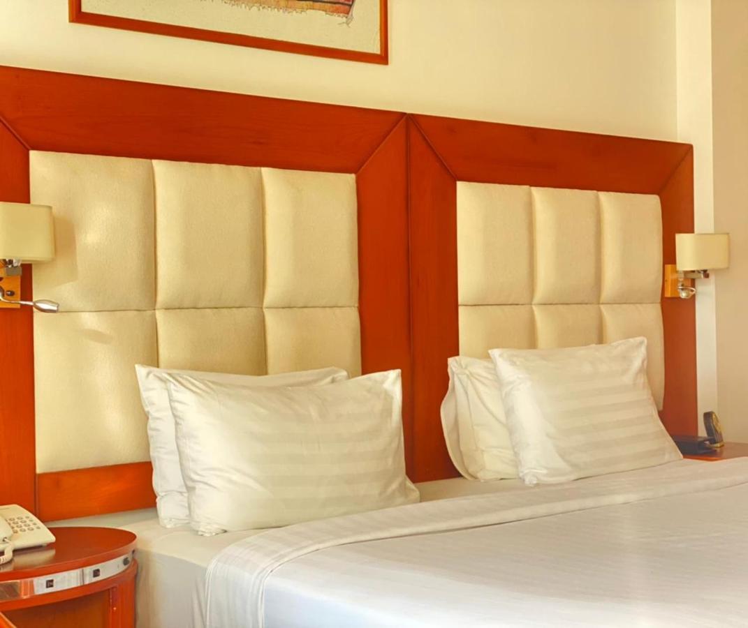 The Palace Hotel - فندق القصر Muskat Eksteriør bilde
